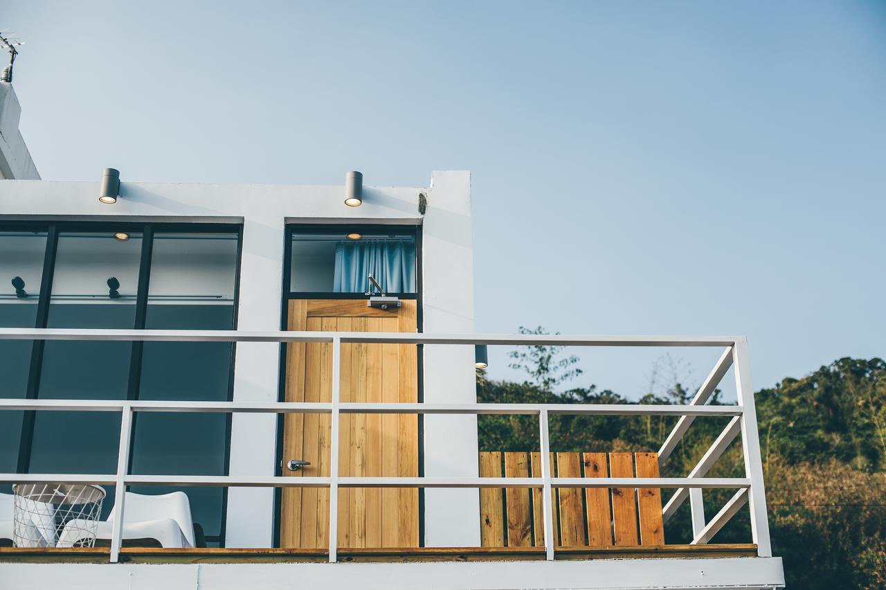 Yellow'S Kenting B&B 南湾 エクステリア 写真